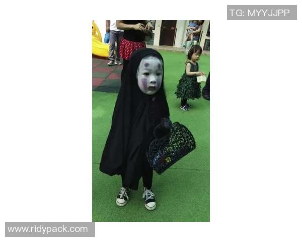 足球明星仿妆大比拼让你瞬间变身绿茵场上的璀璨明星